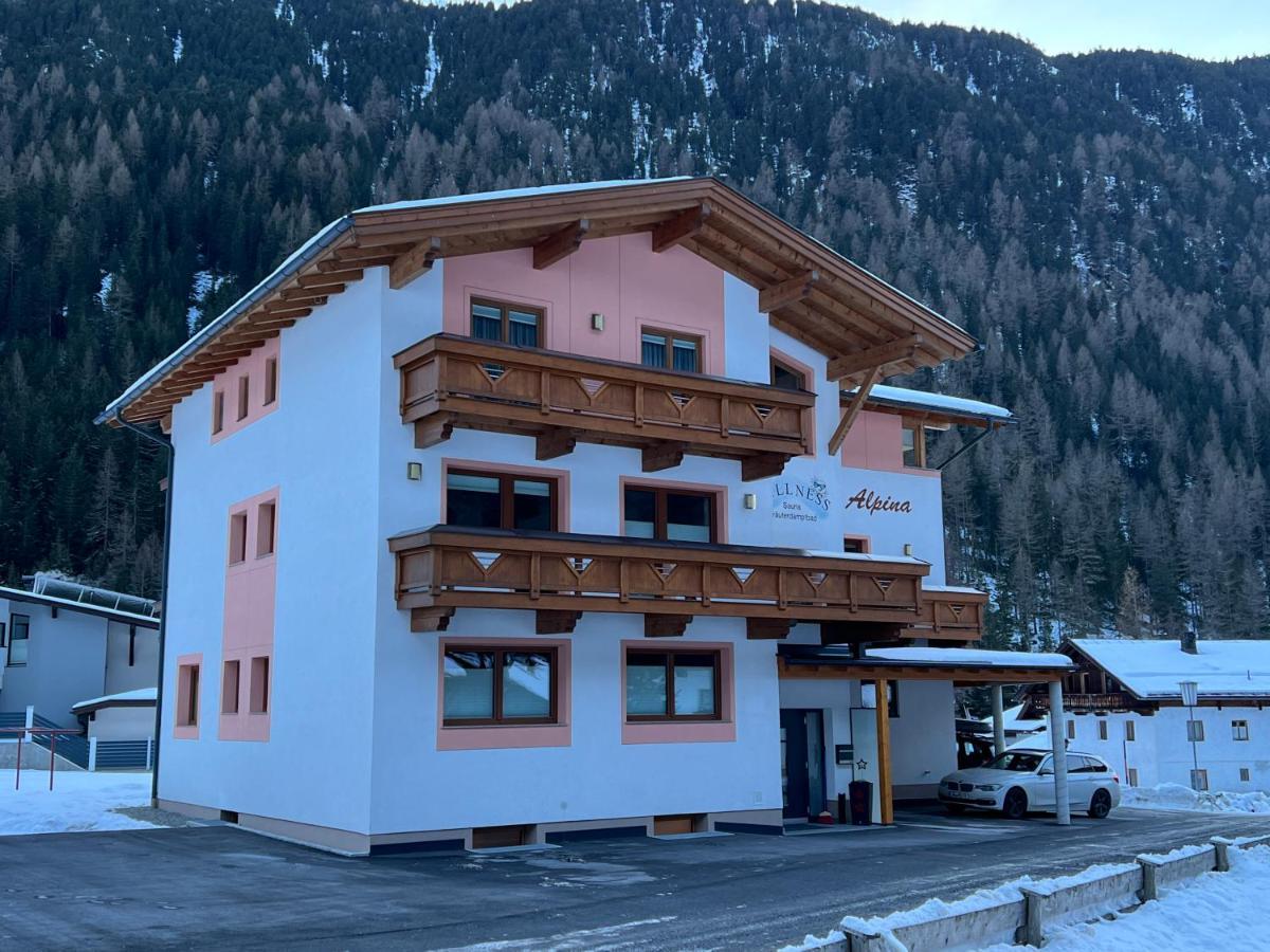 Haus Alpina & Landhaus Schoepf Längenfeld Eksteriør billede
